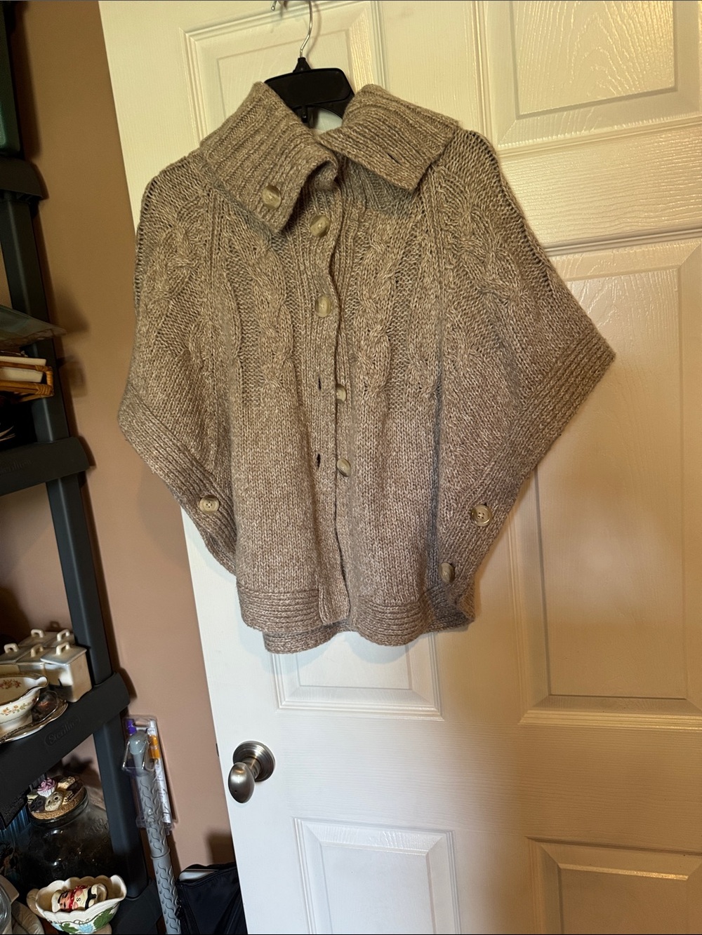 Women’s Sweater/Pancho